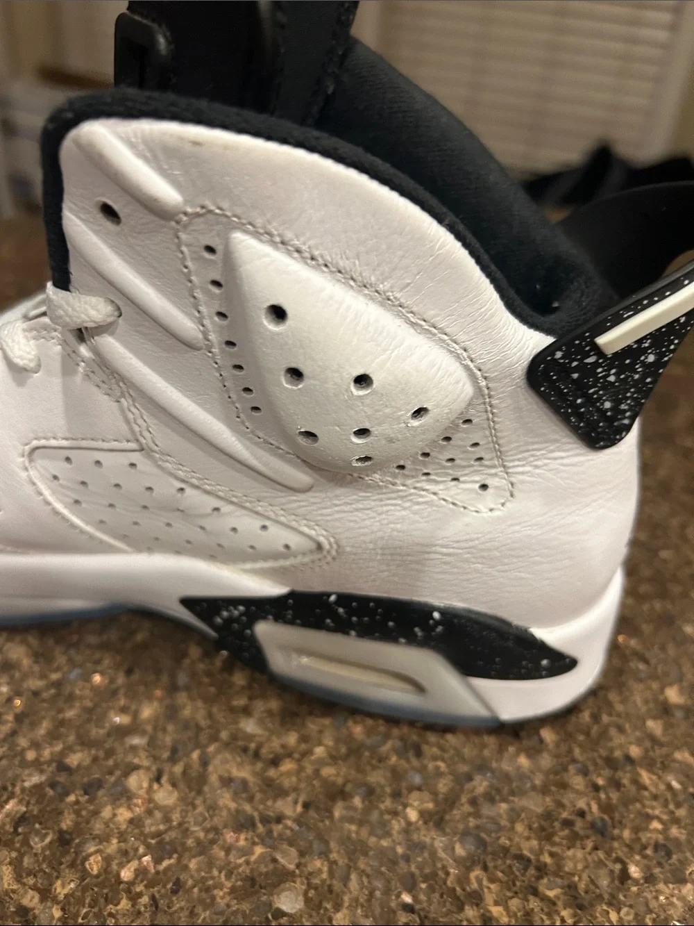 Men Jordan 6 Oreo White and Black High-Top Basketball Sneakers
